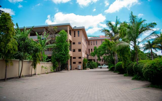 Lush Garden Hotel