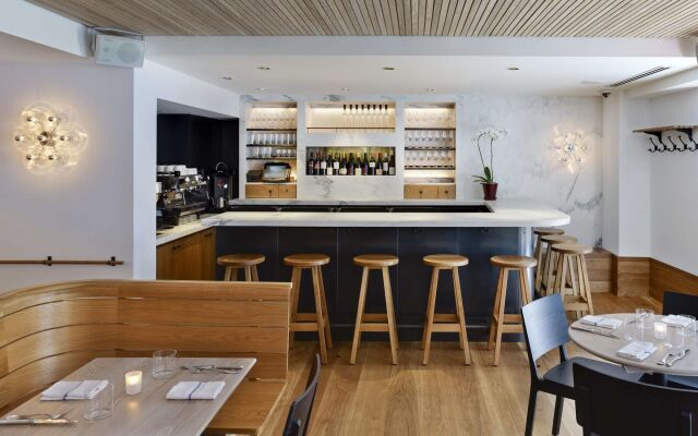 AKA Rittenhouse Square