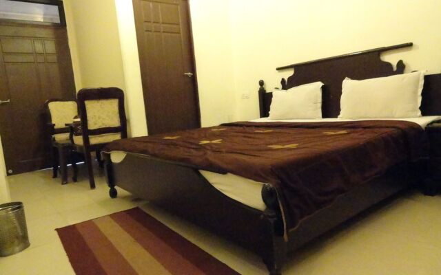 Hotel Miraya