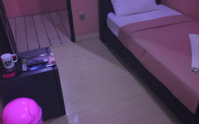 OYO 1028 15 Avenue Inn