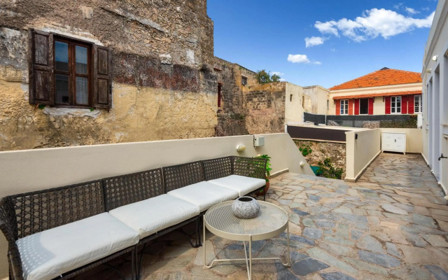 New Studio Flat in Old Town Rhodes