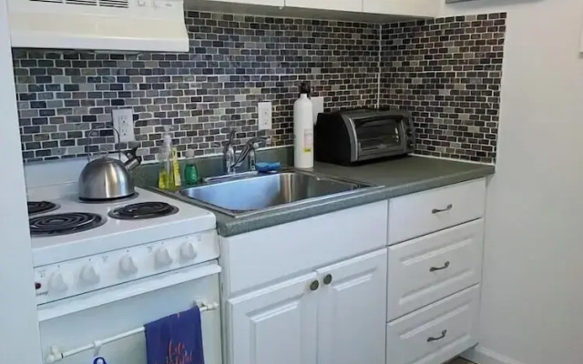 Wilmington Avenue 12 #5