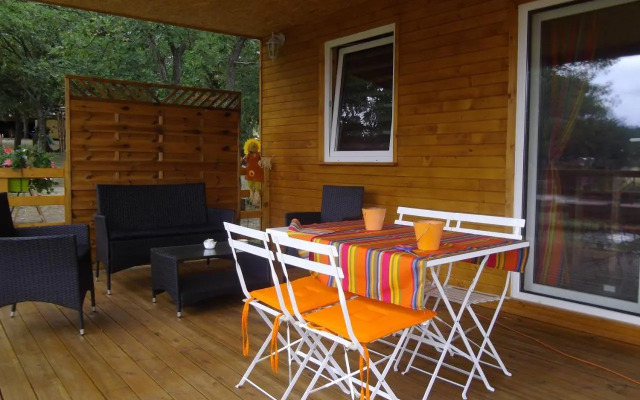 Chalet 2 pers. + Bébé