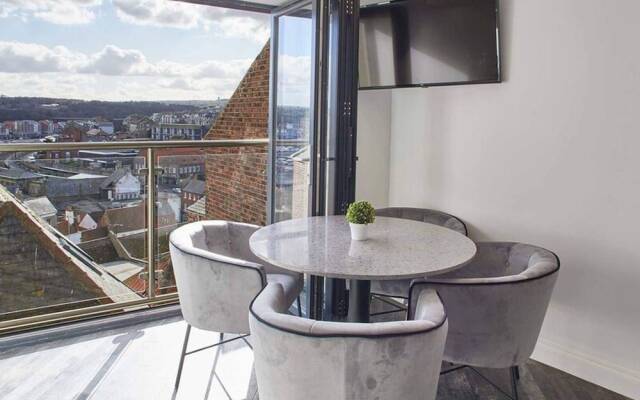 Host Stay The View Hudsons Yard House