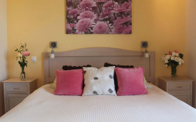 Sebastians Family Hotel & Taverna