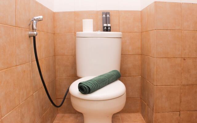 Comfort 2Br At Green Pramuka Apartment