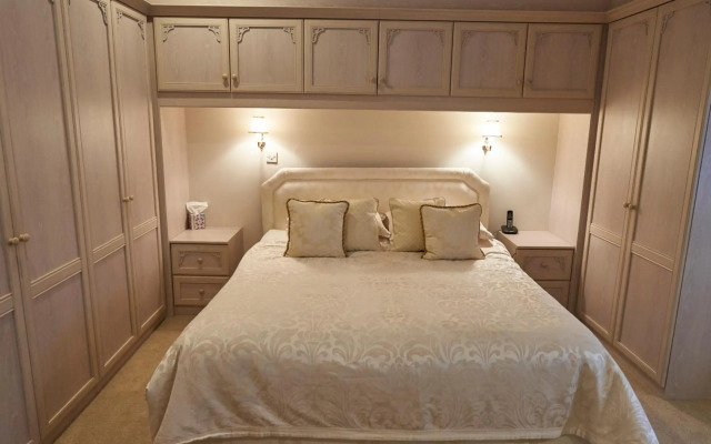 Hempstead House Hotel