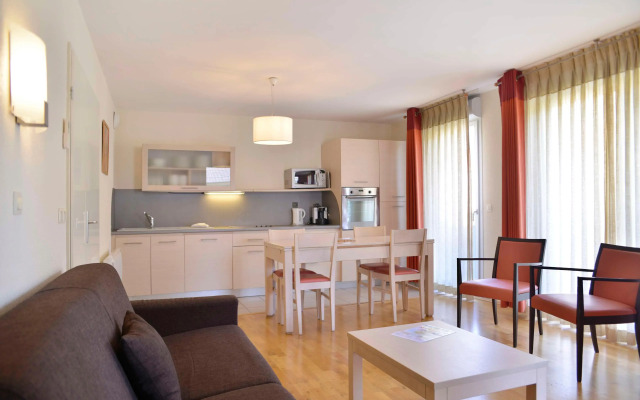 Adonis Divonne Résidence du Lac