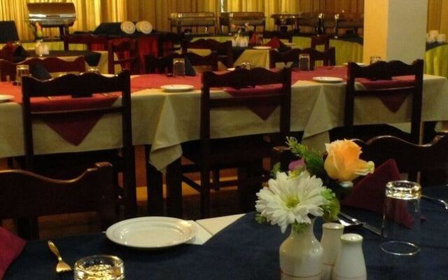 Hotel Randiya