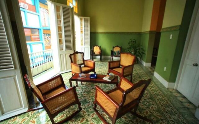 Casa Mi Tierra