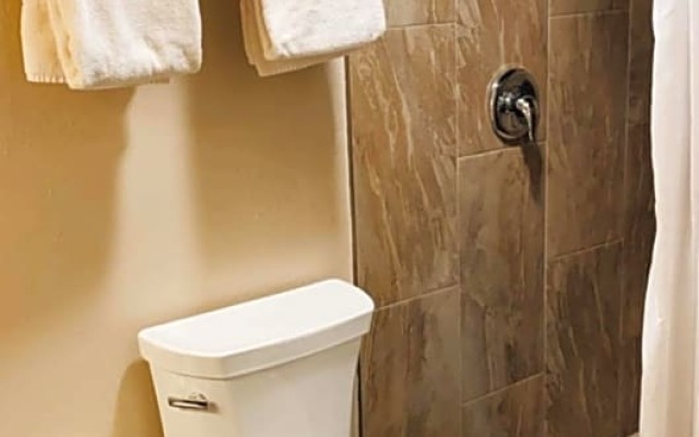 Chama Trails Inn