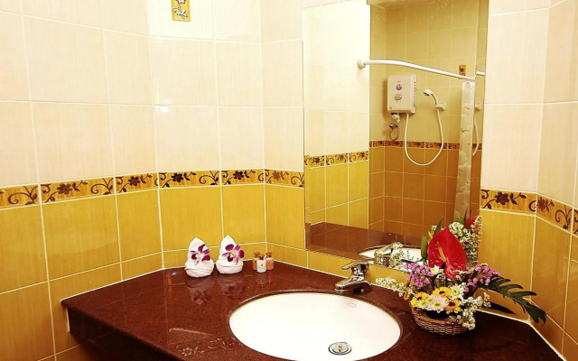 Sripet Hotel