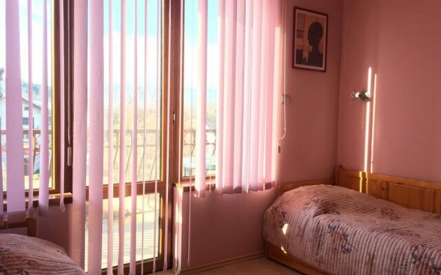 Ilona House