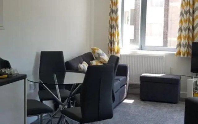 Horseshoe Apartments