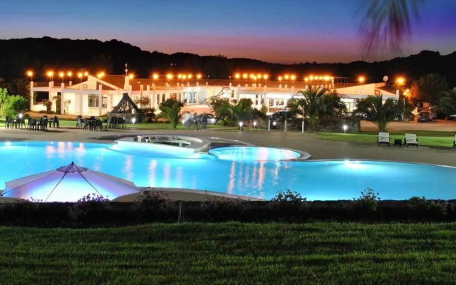 Residence Hotel Monte Ricciu