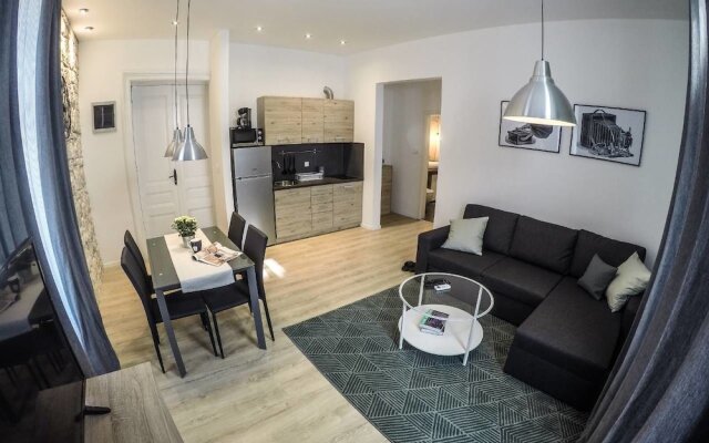 City park Apartments