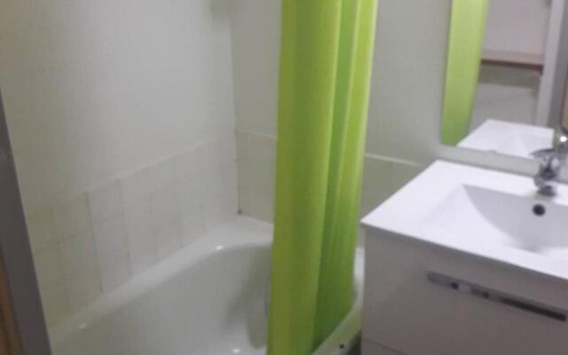 Appartement Arette, 1 pièce, 4 personnes - FR-1-602-70