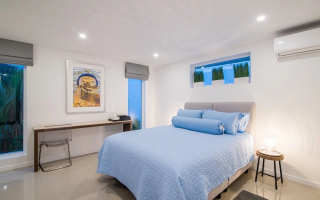 Luxury Modern 4 Bedroom Pool Villa - Fh206