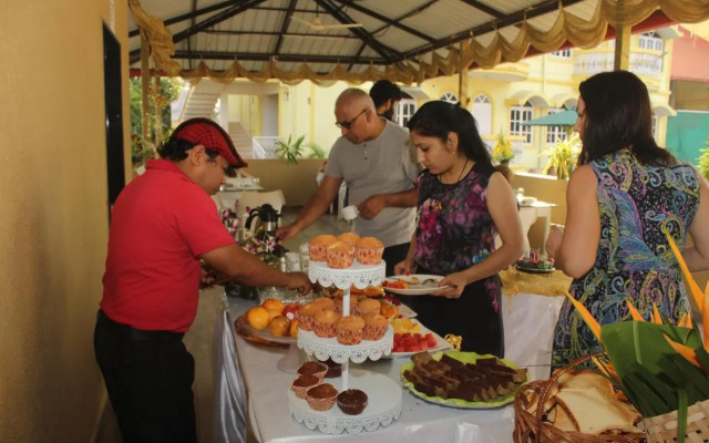 Praia Da Oura - Boutique Resort