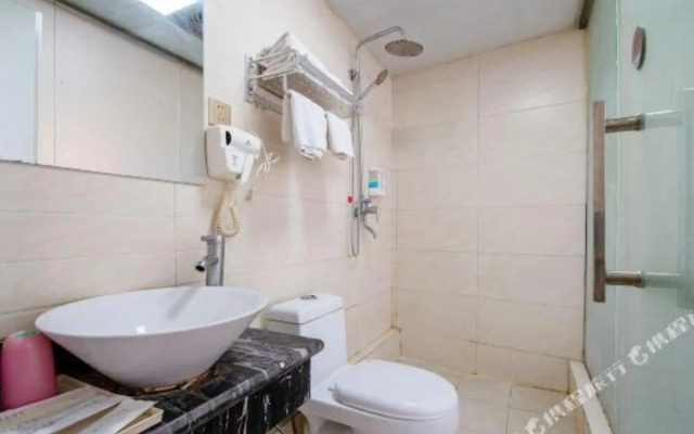 Shangqiu Yijia Boutique Hotel