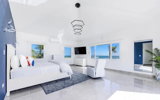 4-bed Villa, Pool, Parking