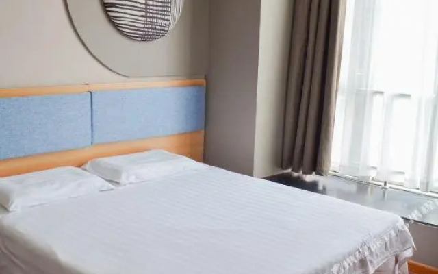 Home Inn (Guangzhou Guangdong University of Foreign Studies Baiyun Avenue)