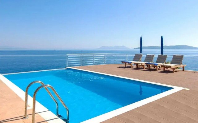 Iris Villas Lefkada - Karavi Villa