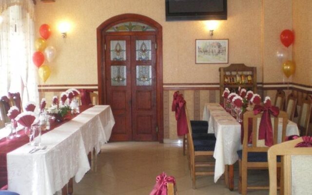 Family Hotel Angelov Han