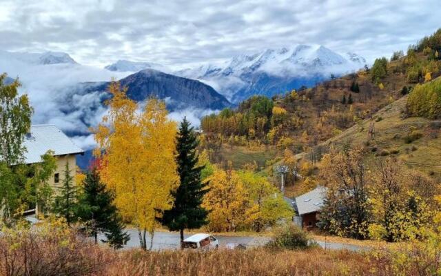 Studio Uissan Pour 5 Personnes a Cote Des Pistes