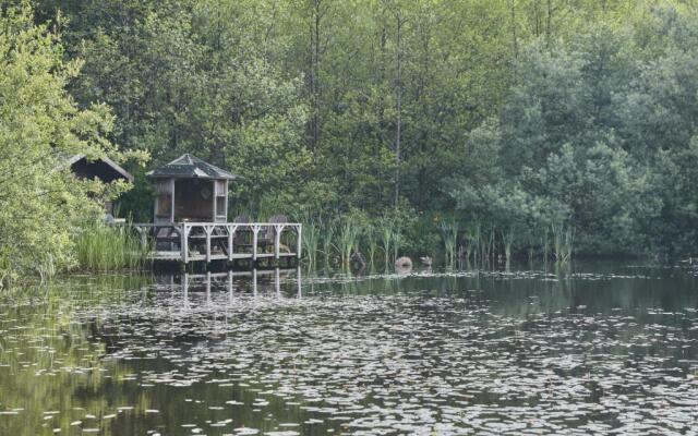 Mushroom Yurt set in 4 Acres of Woodland and Lakes