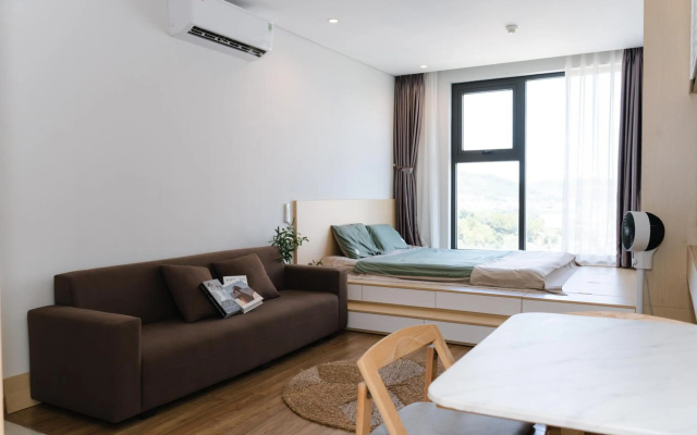 By's House – Guest Rooms – Ha Long
