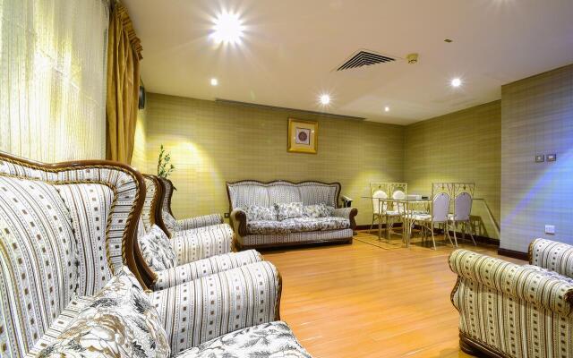Luxurious Al Rawdah Suites