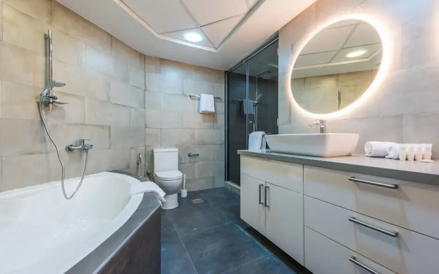 Al Khushkar by Deluxe Holiday Homes