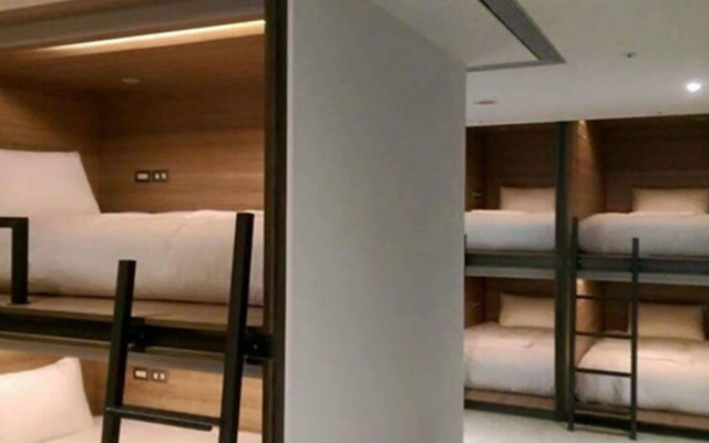 Bouti City Capsule Inn - Hostel