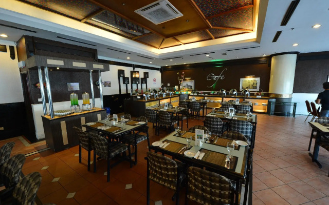 Emerald Puteri Hotel