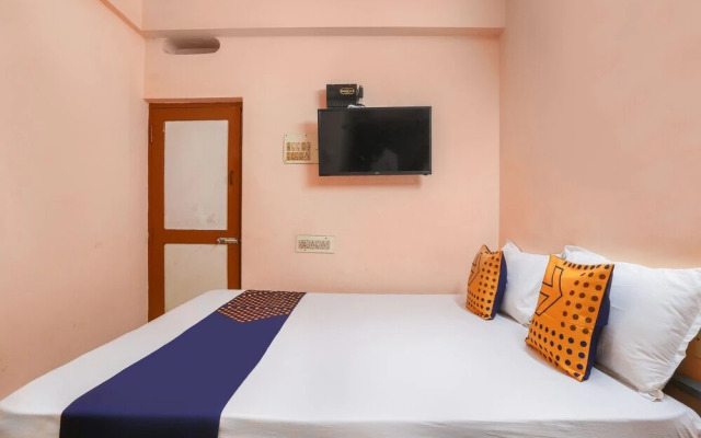 Spot On Annai Guest House