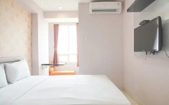 Homey And Nice Studio Cinere Bellevue Suites Apartment
