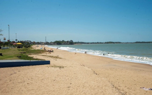 Casa Pet Friendly com Varanda e Churrasqueira