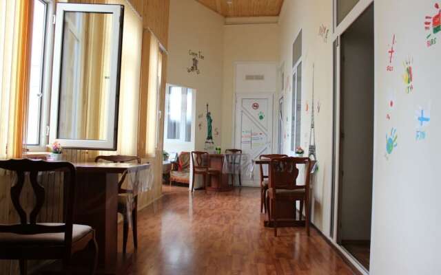 Hostel 124
