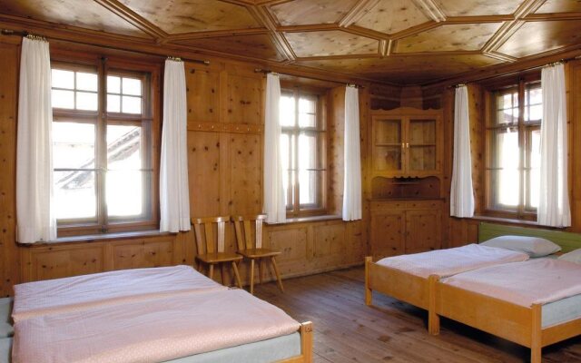 Youth Hostel Sta-Maria