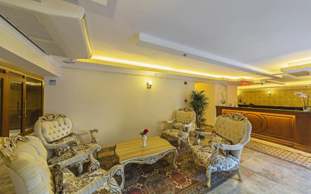 Lausos Palace Hotel