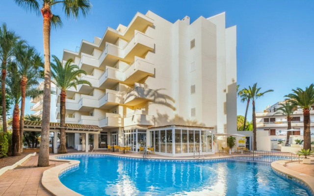 Cabot Cap de Mar Hotel