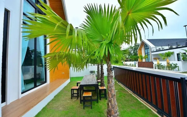 Level UP pool villa Rayong