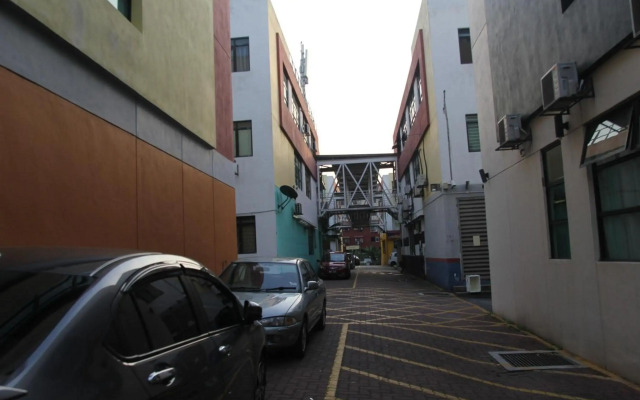 Putra One Avenue Hotel