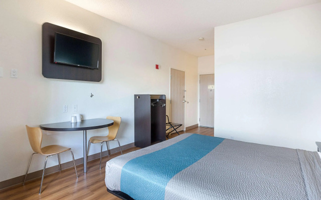 Motel 6 Page, AZ