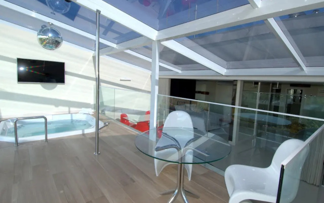 Hotel Con Son City