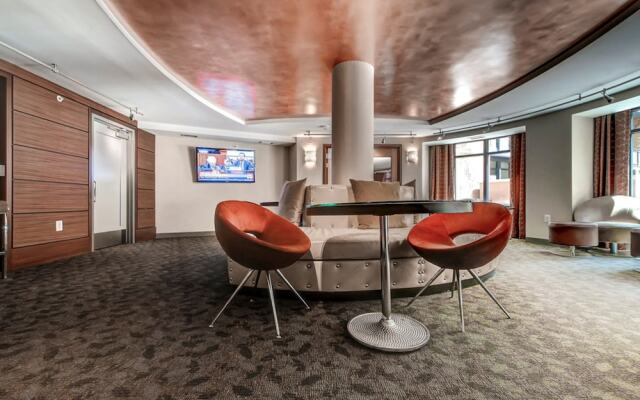 Bluebird Suites at Mt. Vernon Triangle