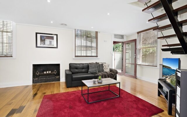 HELENA, 2BDR Fitzroy House