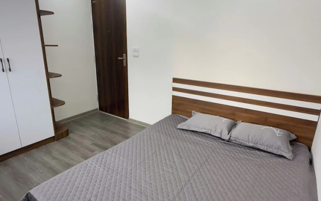 Hera West Lake Apartment