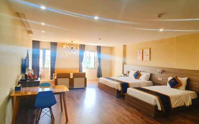 La Mia Lakeview Hotel